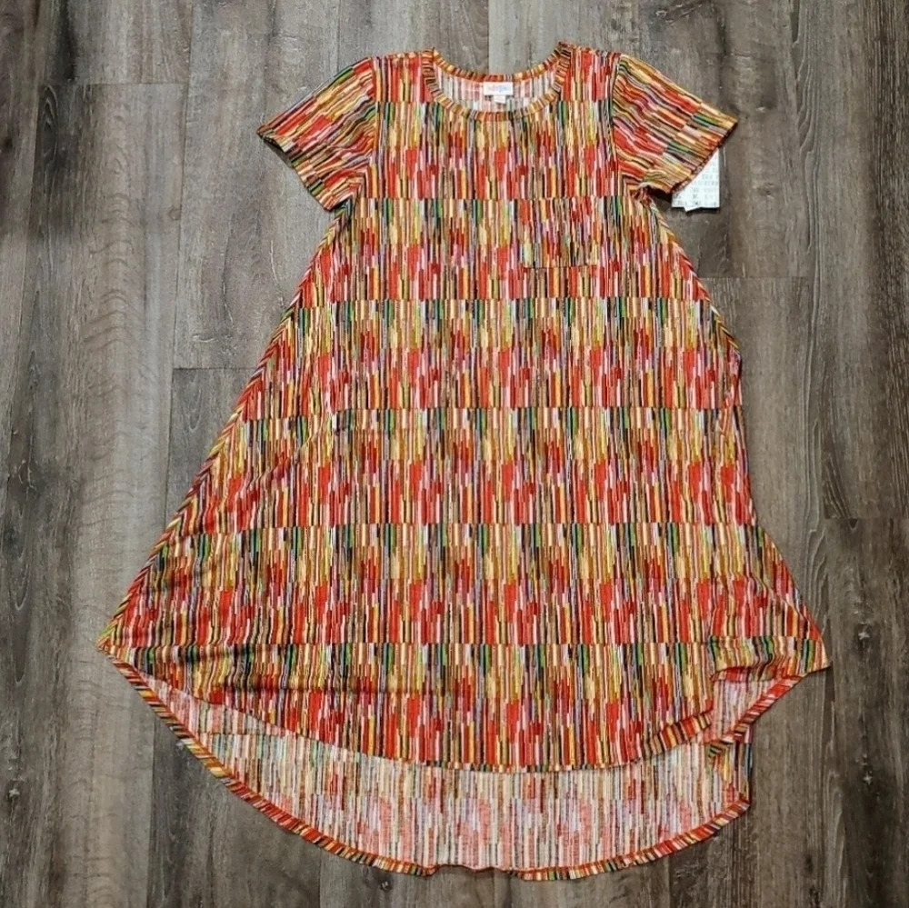 *NWT* LulaRoe Carly Dress